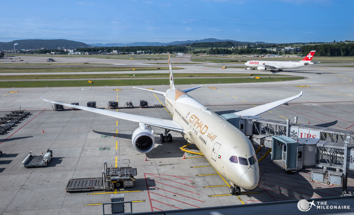 etihad-boeing-787-dreamliner.jpg