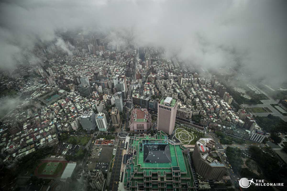 taipei-101-fog-view.jpg