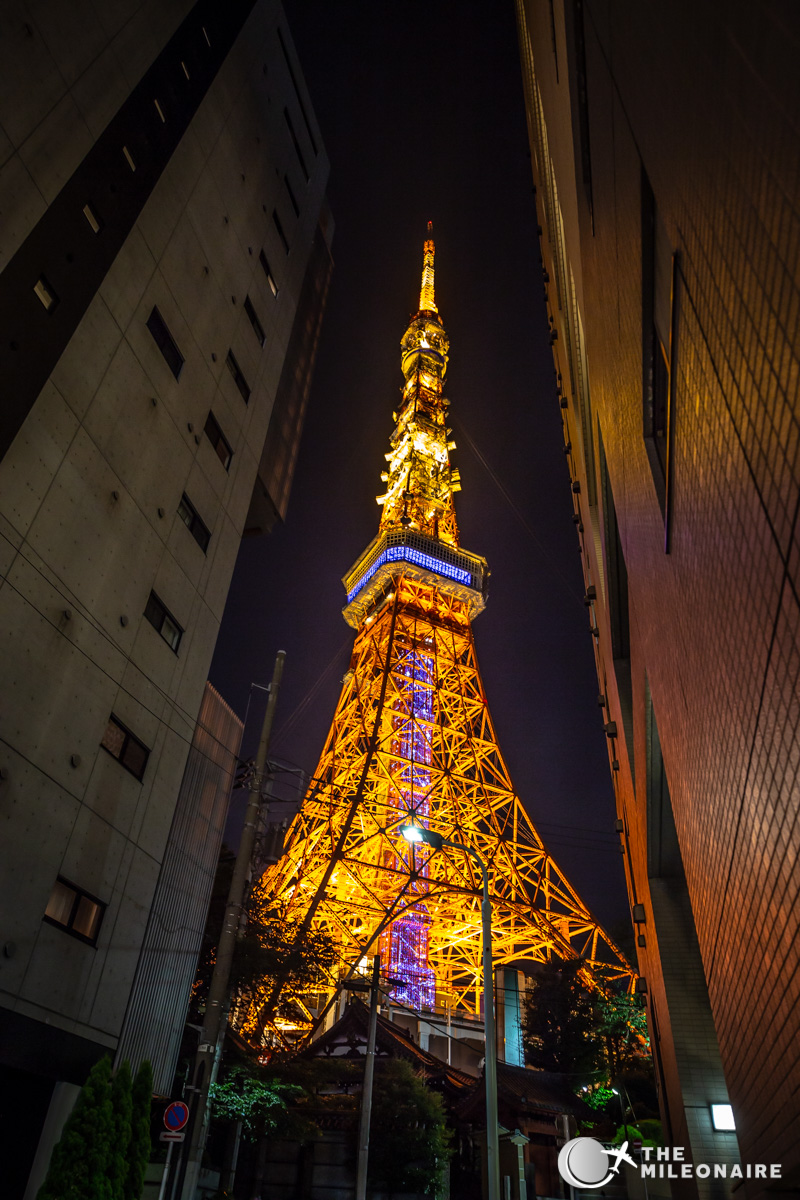 tokyo-tower-alley.jpg
