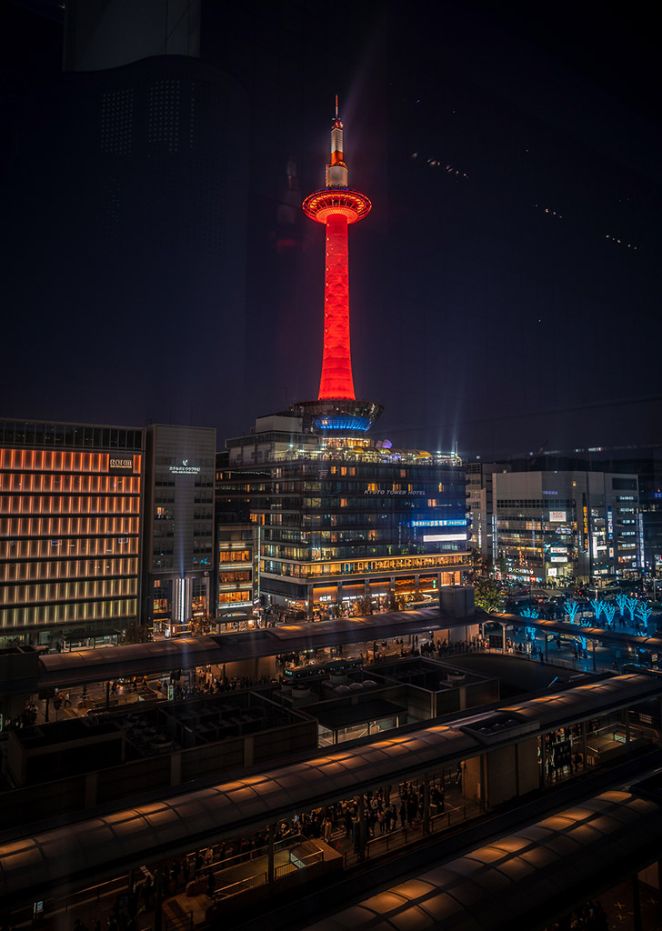 kyoto-tower.jpg