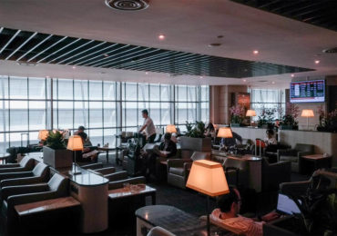 sats premier lounge singapur