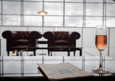 the wing first class lounge hkg