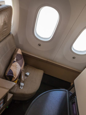 etihad-787-business-class