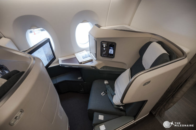 cathay pacific a350 business sitz