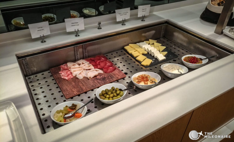 lufthansa lounge milano food