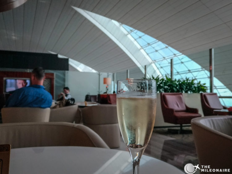 moet bar emirates champagne